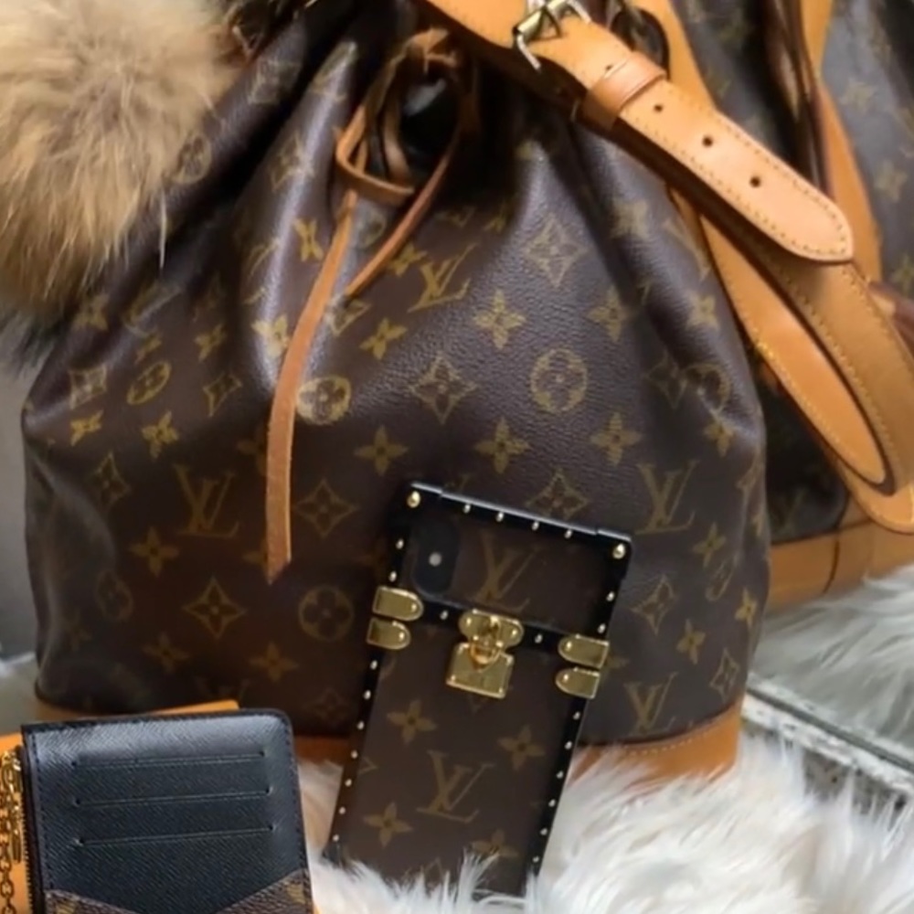 ✨🥀✨ LV iPhone Trunk Case X/XS 10 - Picture 6 of 13